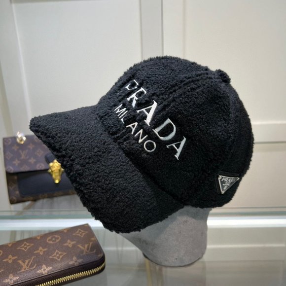 ๐โจAUTHENTICโจ๐Prada hat - Picture 2 of 4